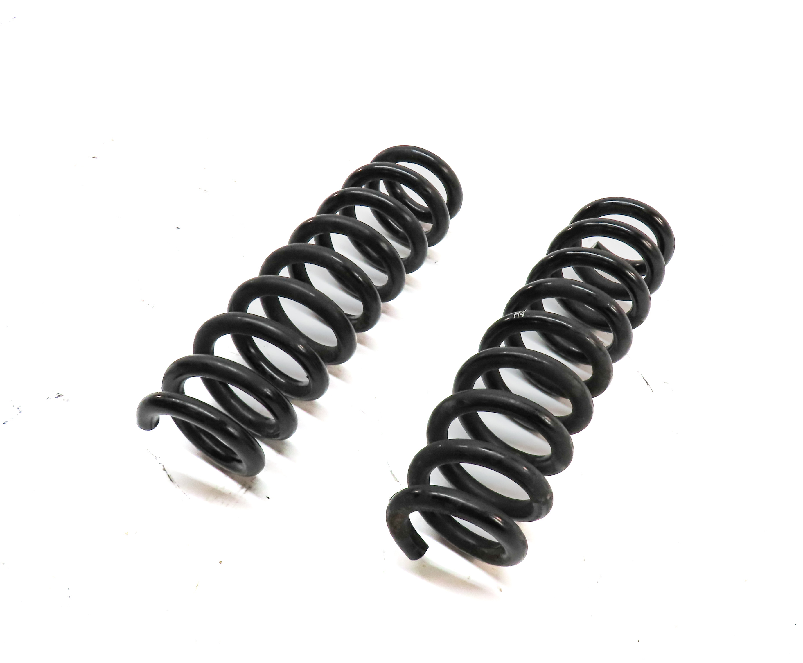2013-2015 BMW X1 (E84) REAR LEFT & RIGHT SUSPENSION COIL SPRING SET-2 — exact item pictured